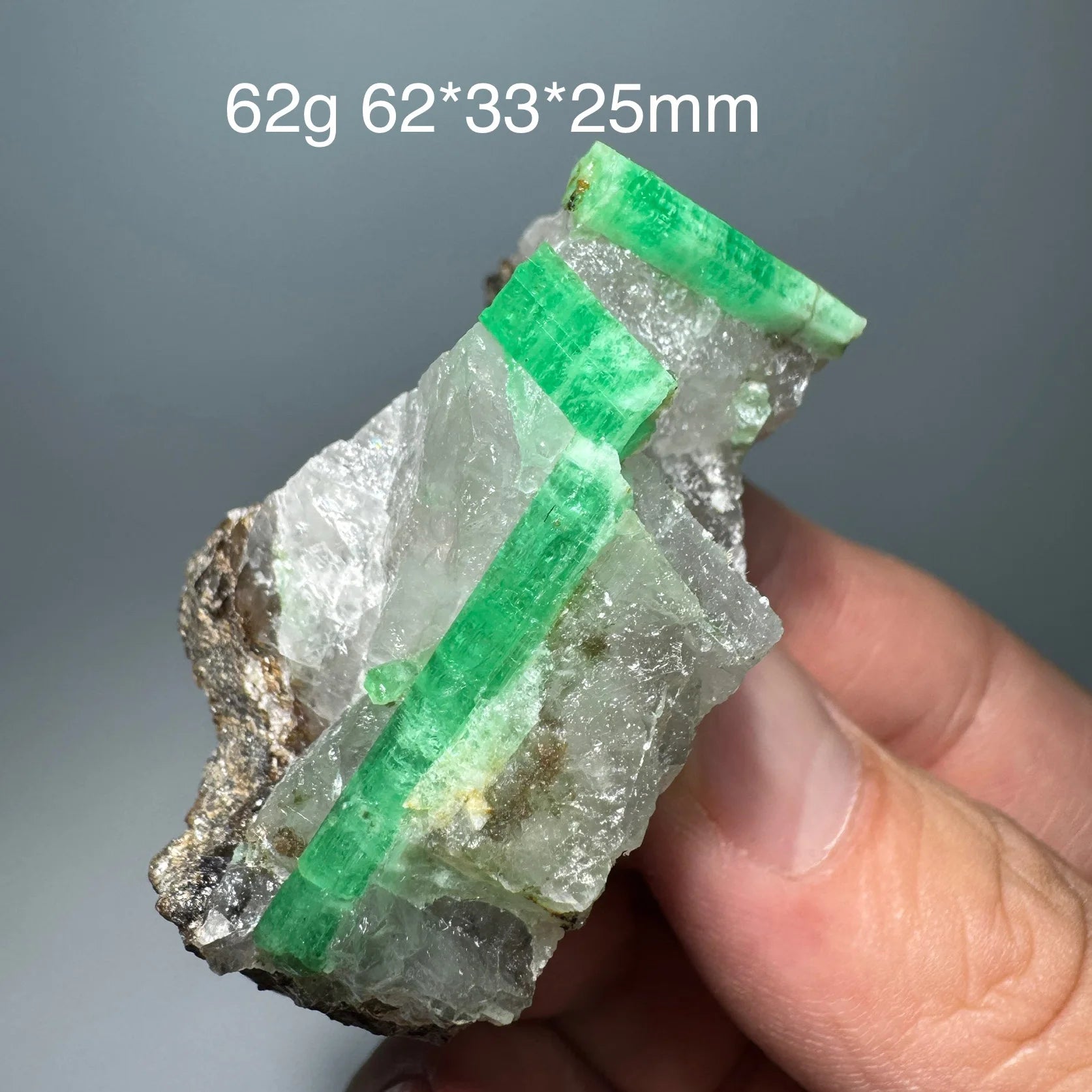 Natural Emerald &amp; Healing Quartz