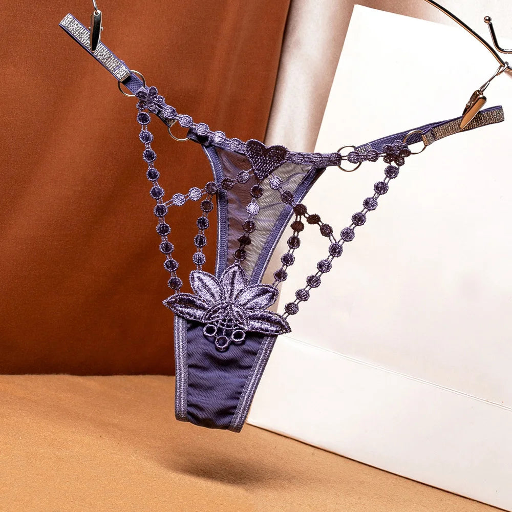 Women's panties Women's Sexy Lace Hollow out Thong Panties Low Waist Transparent G-String Underwear Breathable Female Intimates