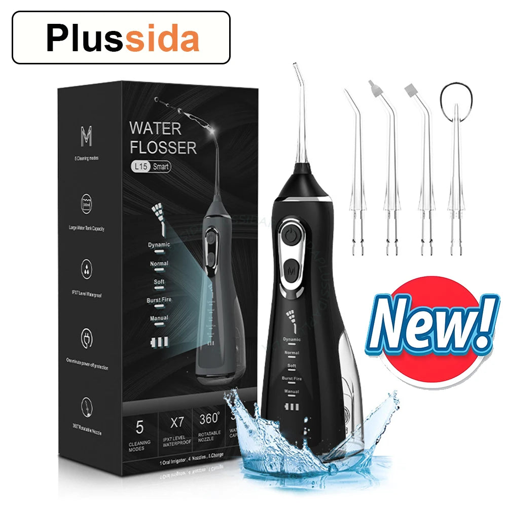 Máy tăm nước đen, hộp đựng màu đen, 5 đầu phun, chữ "New" trên nền đỏ, nước bắn tung tóe.