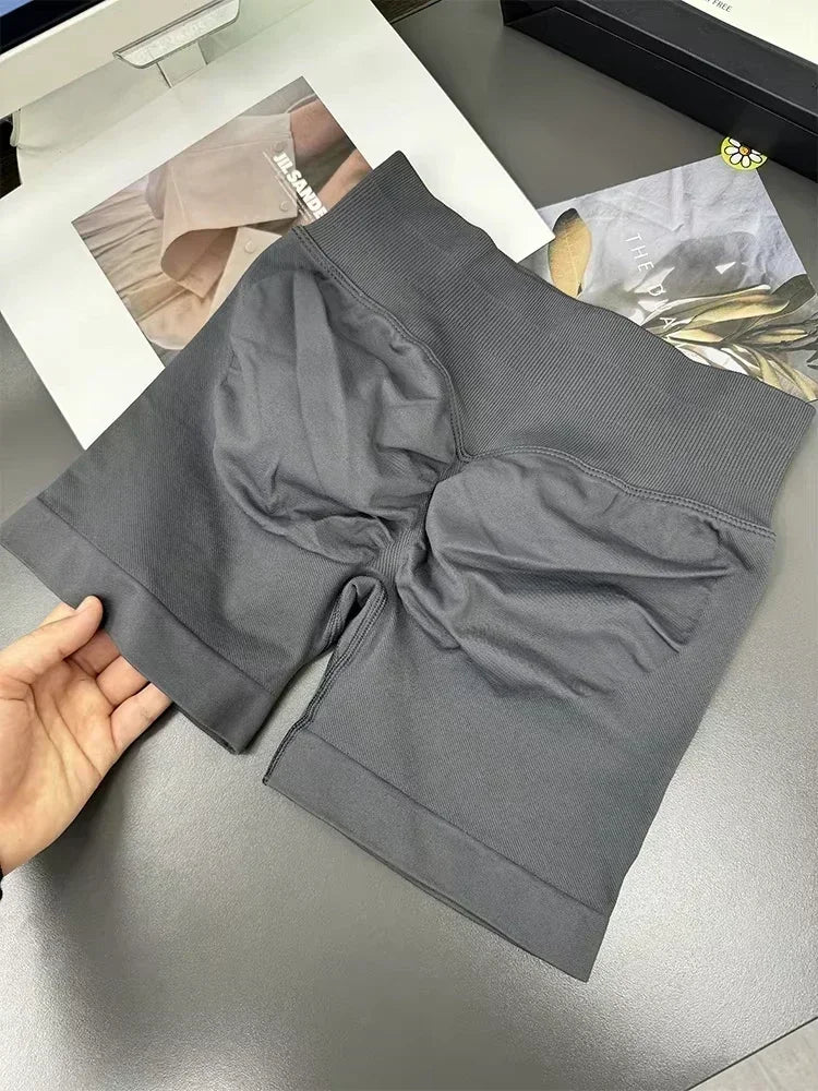 Quần Short Nữ Thể Thao Yoga In Chữ Co Giãn Nhanh Khô