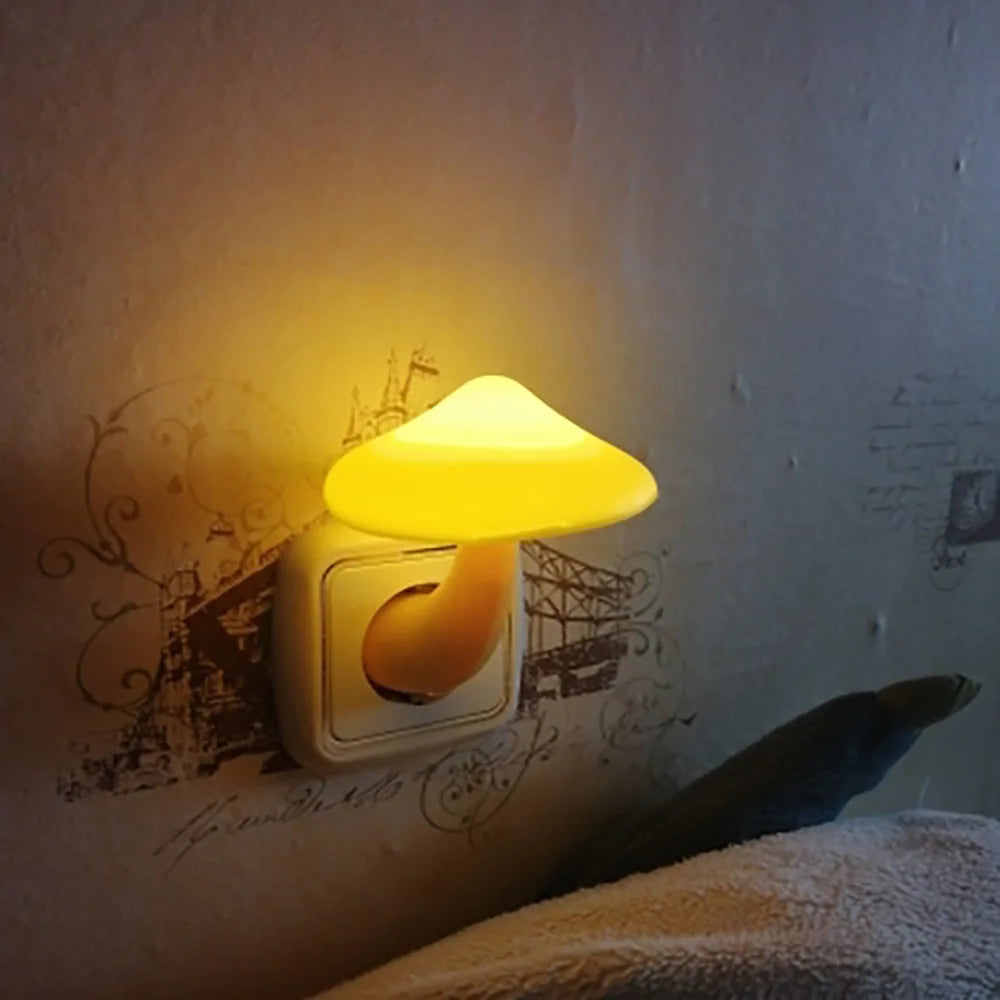 Đèn Ngủ Nấm LED Ấm Áp Cảm Biến Cho Phòng Ngủ Trẻ - Daisan Mart