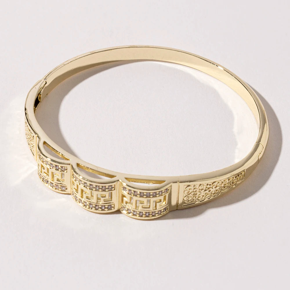 2025 Precious Gold Jewelry Set: Necklace, Bracelet, Ring, Earrings