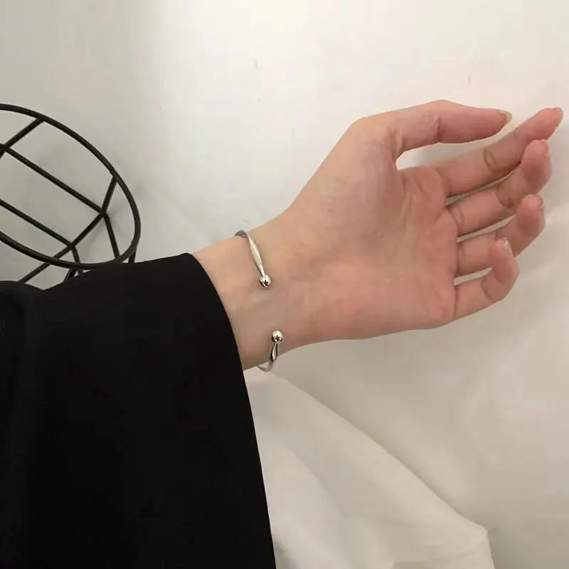 Simple and Stylish Silver Twist Bracelet for Women