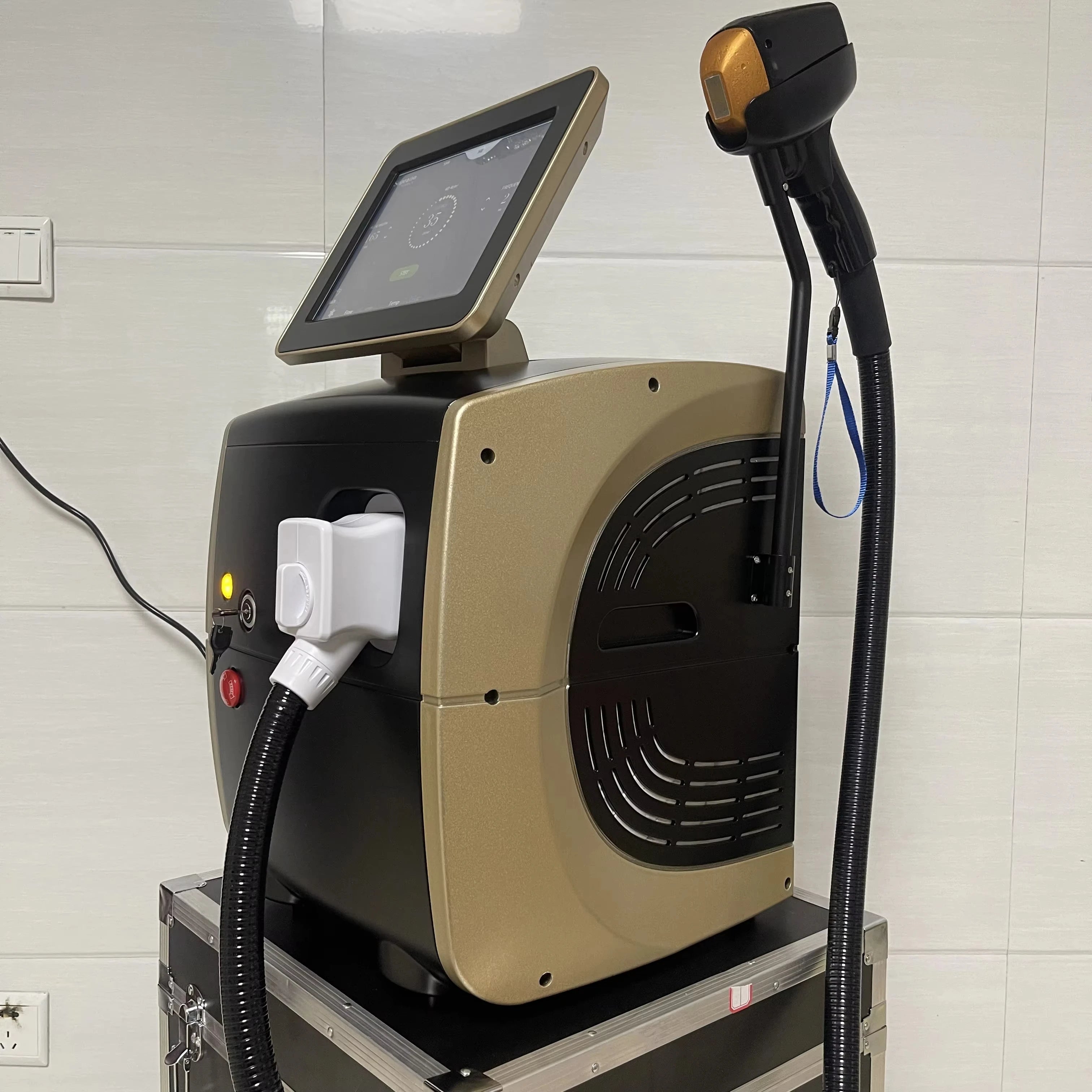 808nm Alexandrite Professional Soprano Diode Ice Titanium Laser Body Hair Removal Machine 4 Wave Device Permanent CE Woman 4000w