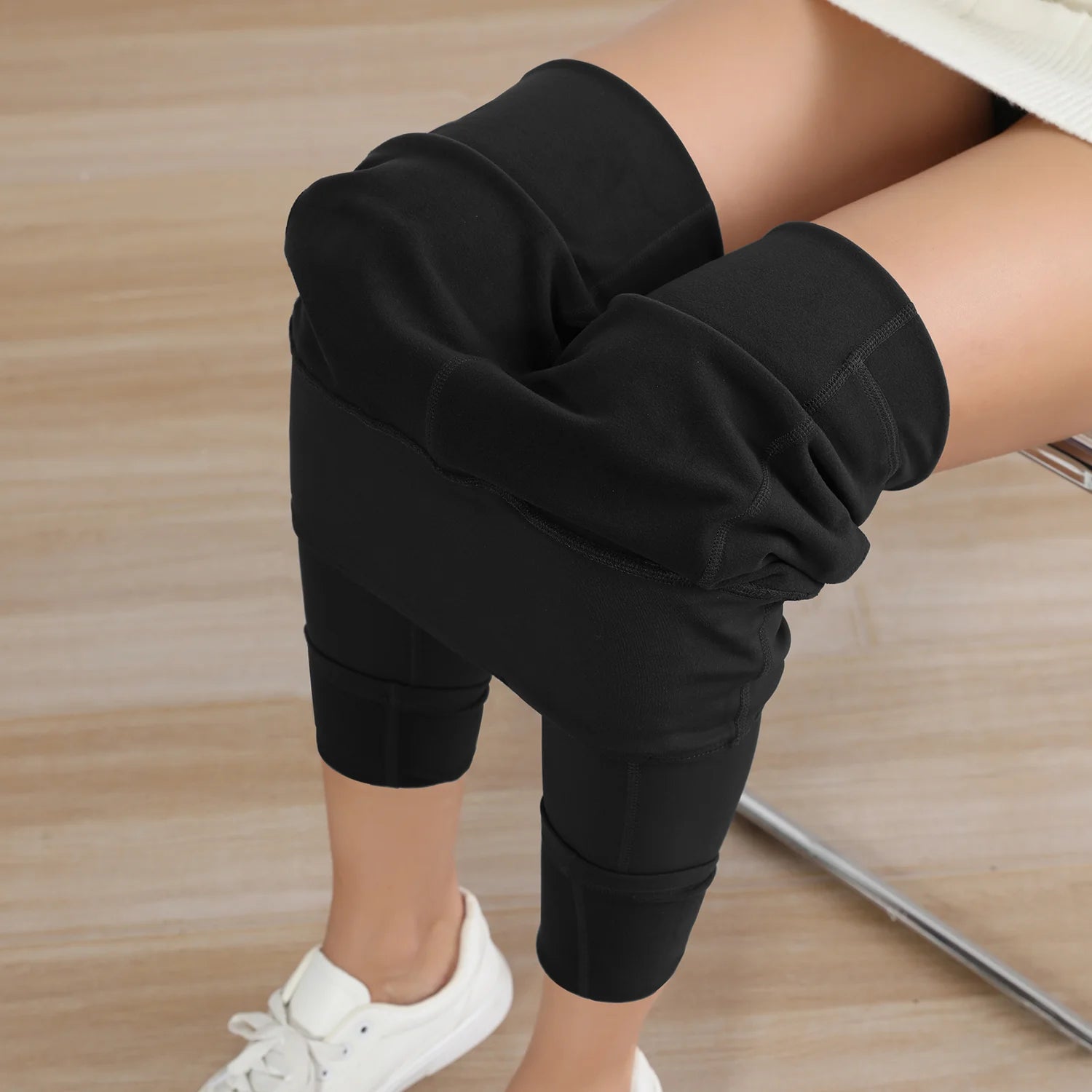 Women's Thick Warm High Waist Leggings with Convenient Pockets