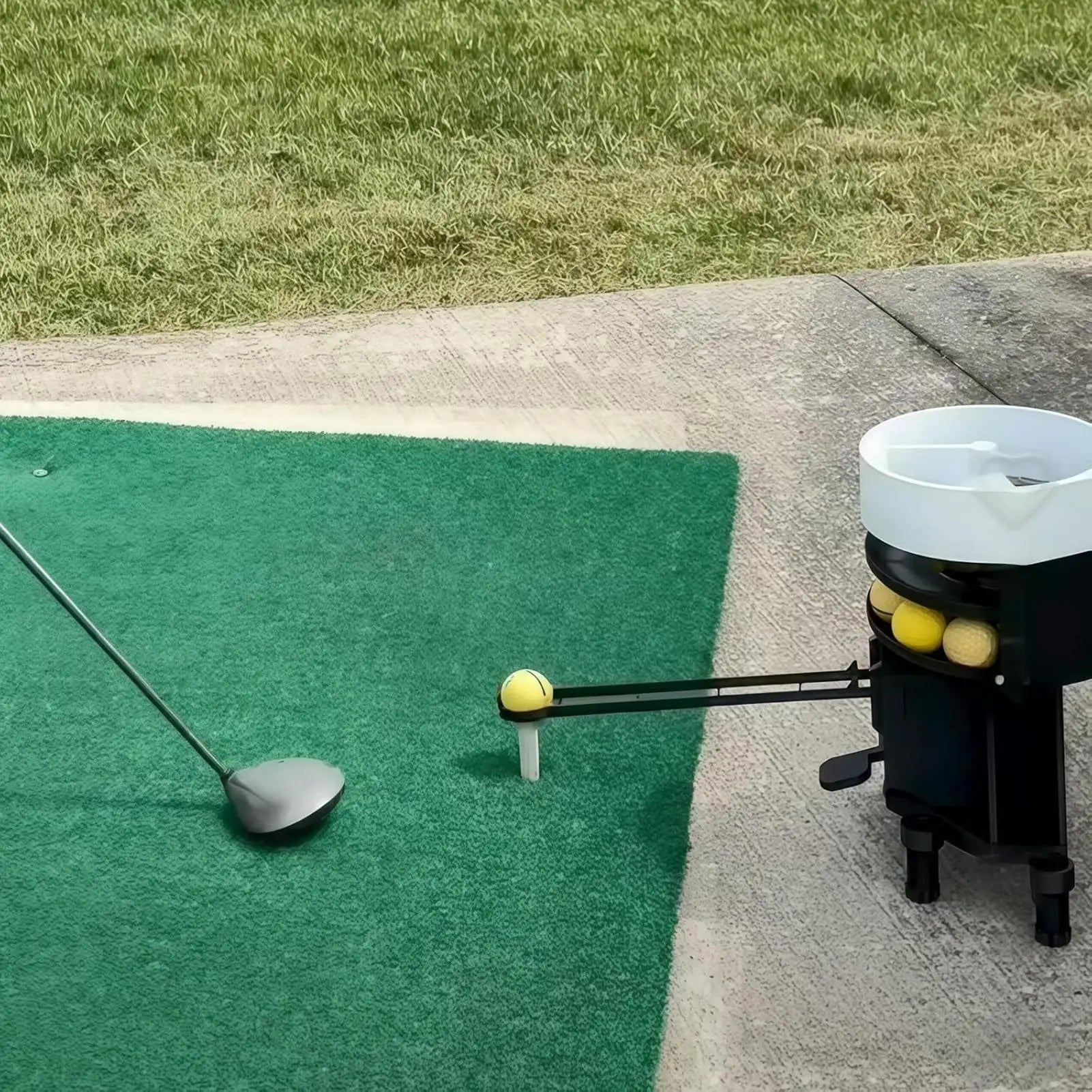 Automatic Golf Ball Generator &amp; Perfect Swing Practice