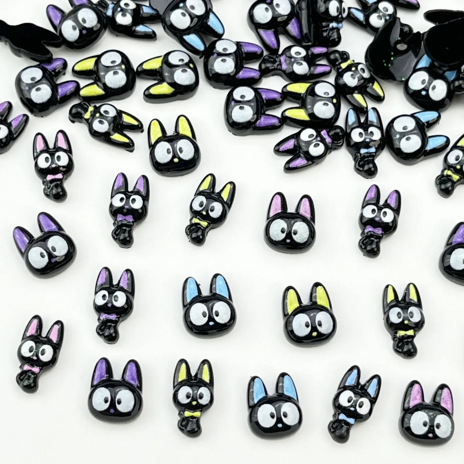 50pcs Resin Mini Colorful Cartoon Halloween Black Cat Flat back Figurines Nail Art DIY Scrapbooks Accessories Crafts