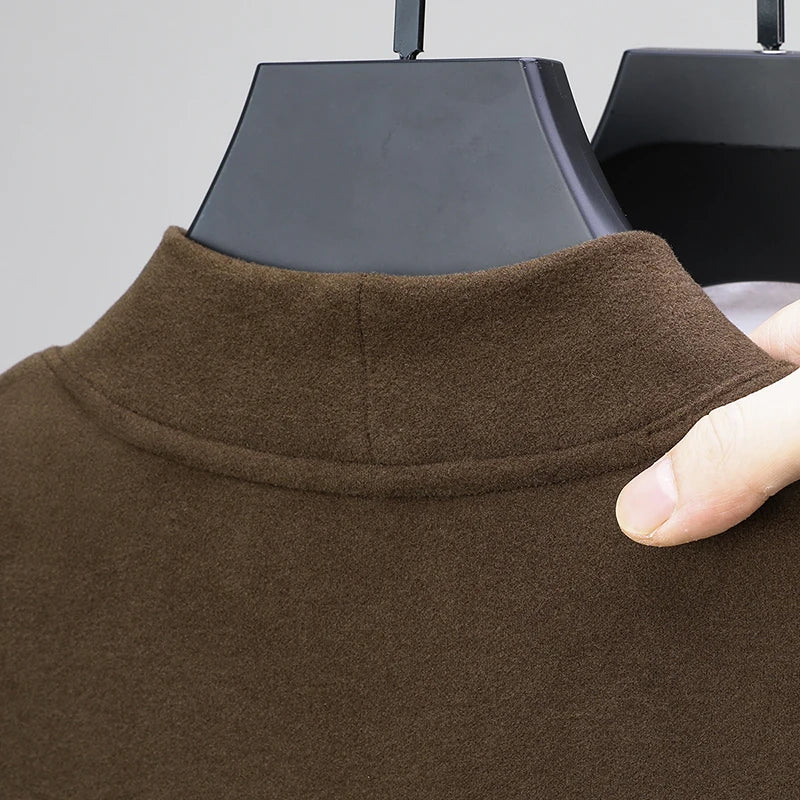 Men's High-Quality Velvet T-Shirt Printed with Warm Letters for Fall and Winter