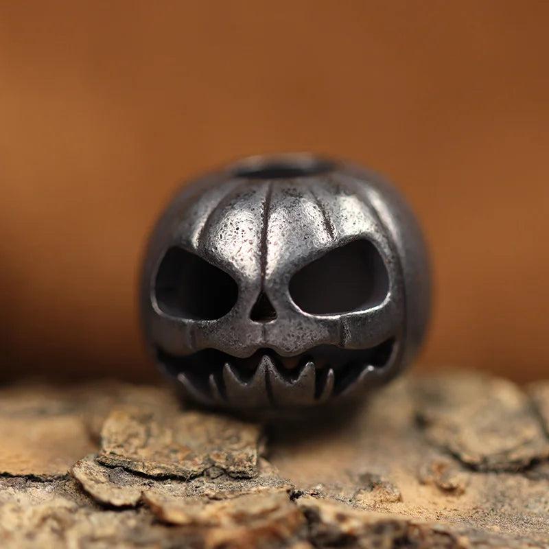 Đèn Bí Ngô Đầu Lâu Kèm Dây Dao Paracord Halloween - Daisan Mart