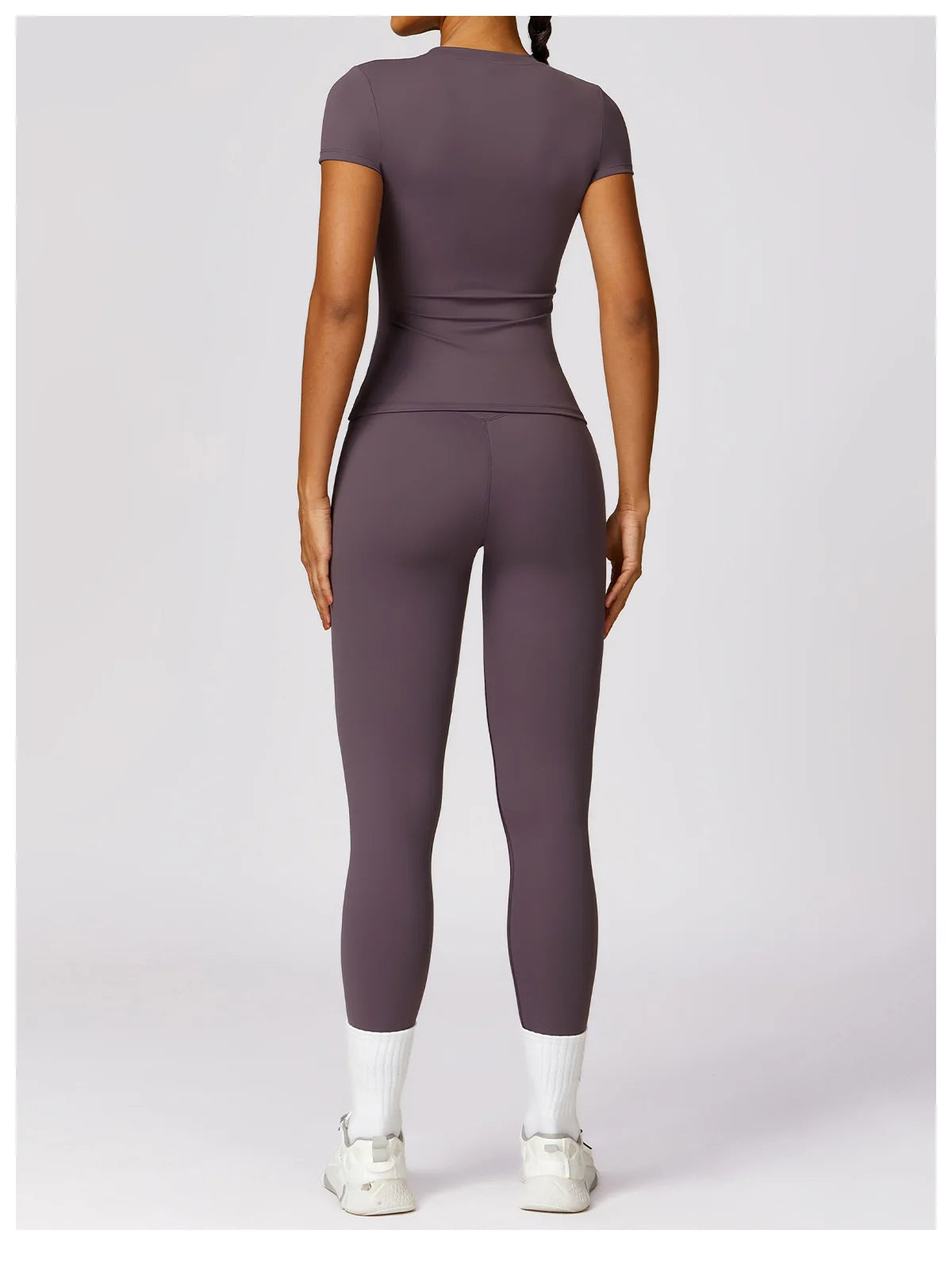 Áo Tập Yoga Nữ 2024 - Nhanh Khô, Tím, Ngắn Tay - Daisan Mart