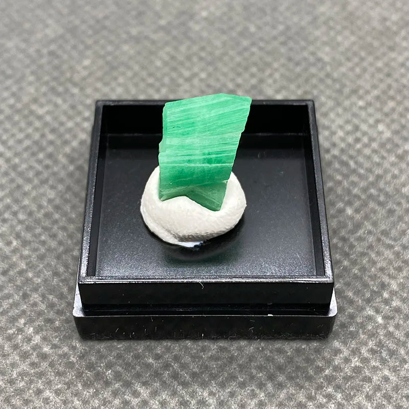 Natural Emerald - Gemstone Collection + Box