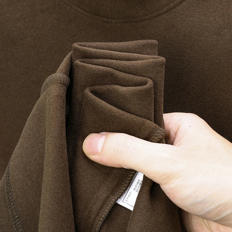 Men's High-Quality Velvet T-Shirt Printed with Warm Letters for Fall and Winter