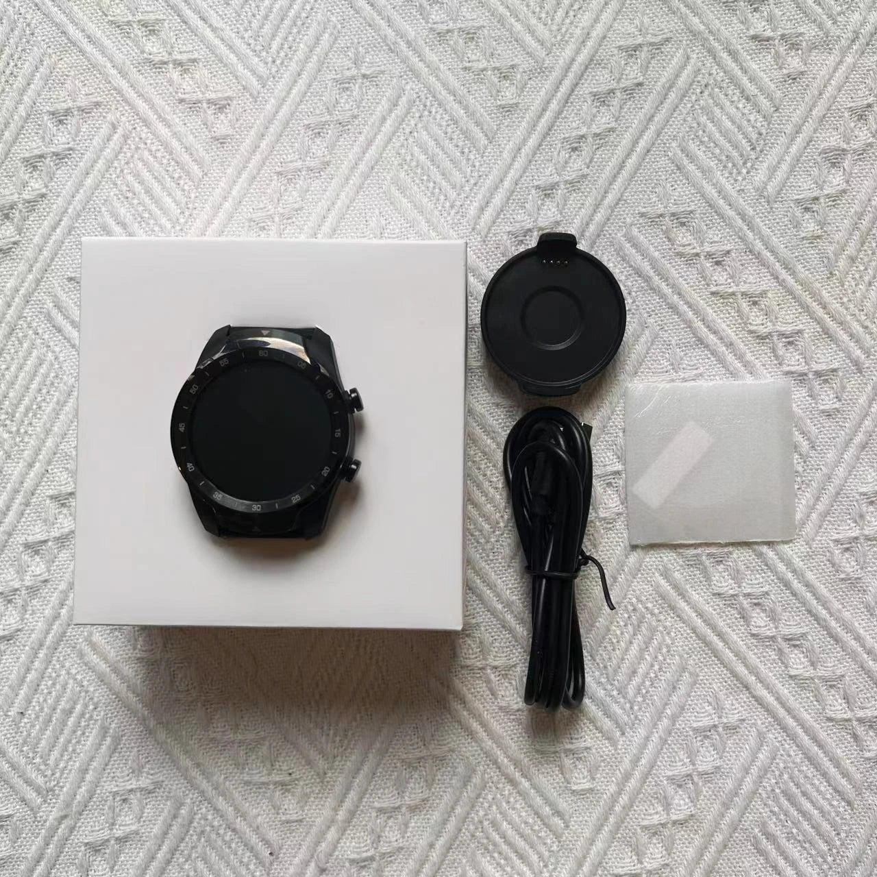 Đồng hồ thông minh Ticsmart Pro GPS cho nam - Hàng tân trang