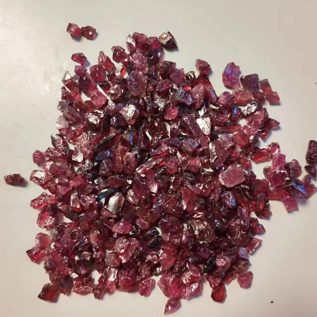 Natural Garnet Rough Stone - Decoration &amp; Energy Therapy