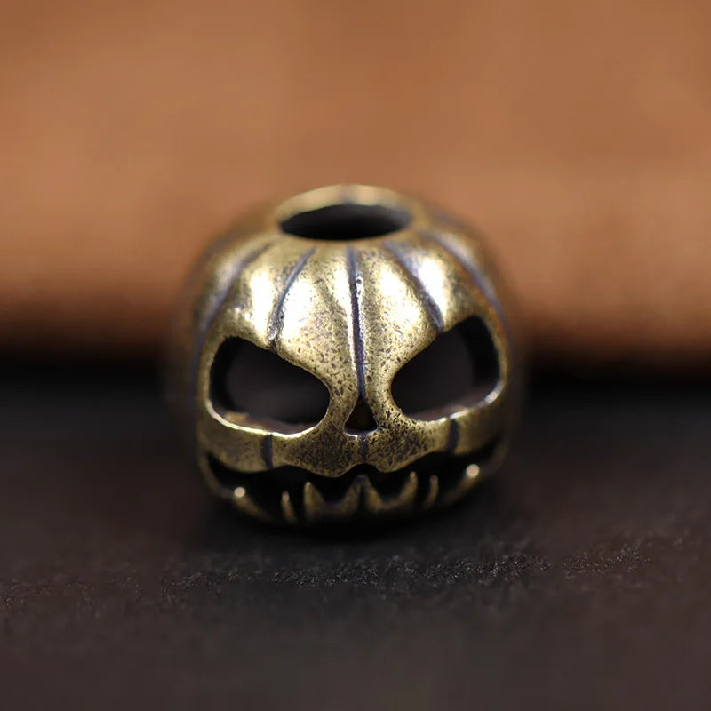 Đèn Bí Ngô Đầu Lâu Kèm Dây Dao Paracord Halloween - Daisan Mart