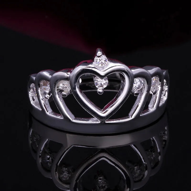 Vương Miện Bạc - Nhẫn Trang Sức Nữ Hoàng Độc Đáo