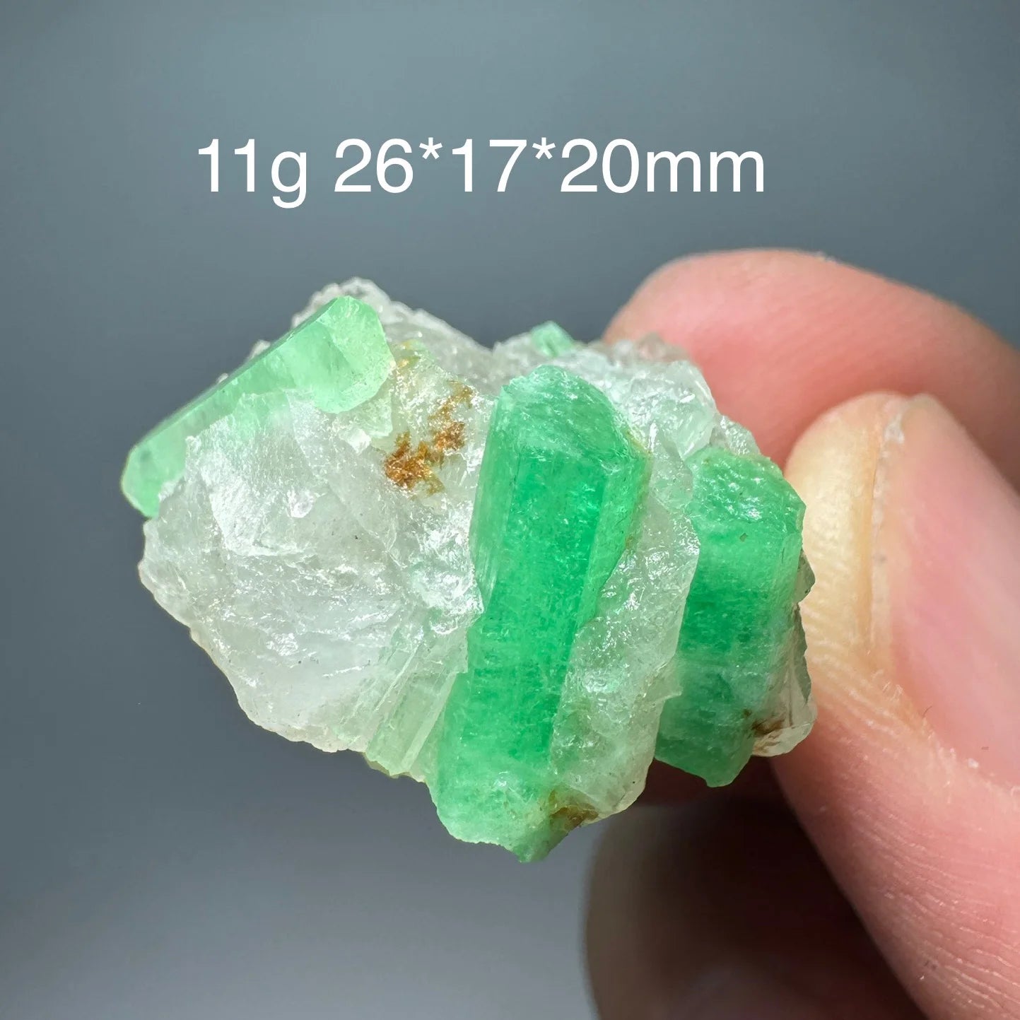 Natural Emerald &amp; Healing Quartz