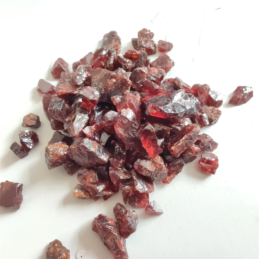 Natural Garnet Rough Stone - Decoration &amp; Energy Therapy