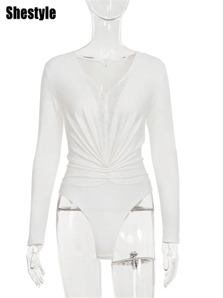 Áo Bodysuit Ren Trắng V Sâu Shestyle 2025 - Daisan Mart