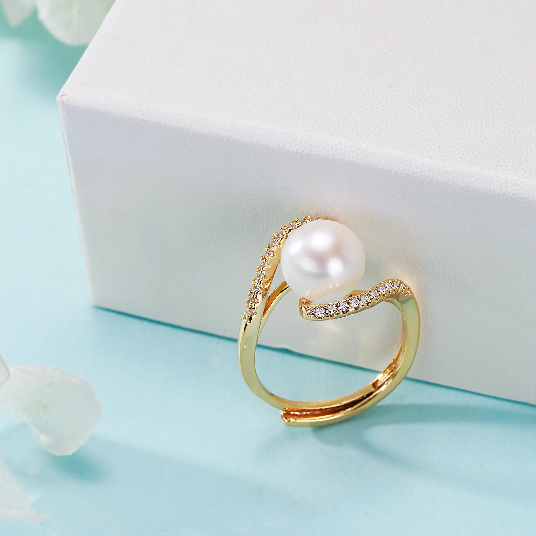 14k Gold Women's Ring Natural Pearl Balance Bar