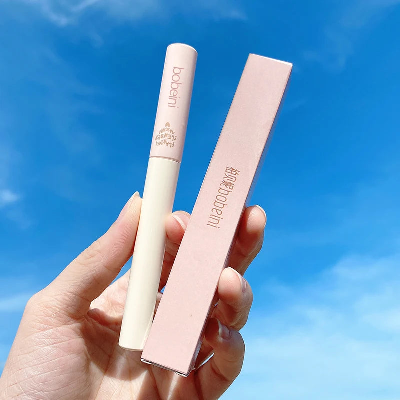 Long, Curled Lashes - Waterproof &amp; Smudge-Free Mascara