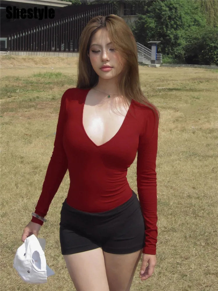 Bodysuit Đỏ Gợi Cảm SheStyle - Thời Trang Thu Đông 2025 - Daisan Mart