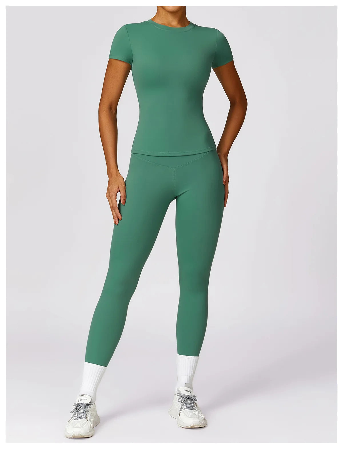 Áo Tập Yoga Nữ 2024 - Nhanh Khô, Tím, Ngắn Tay - Daisan Mart