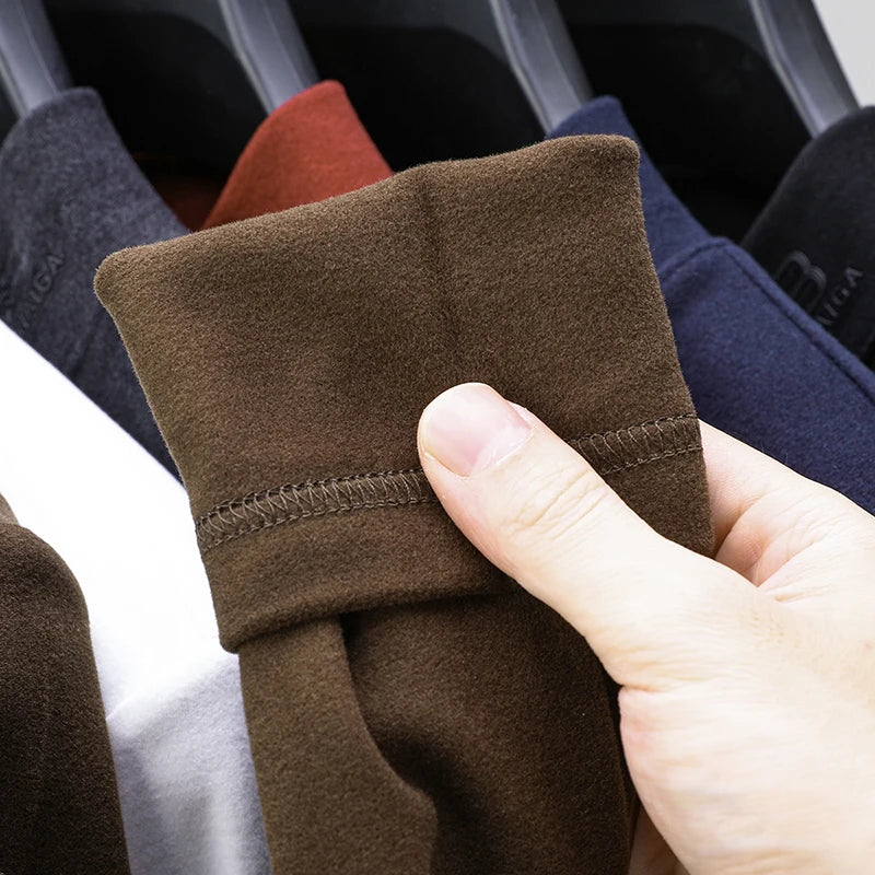 Men's High-Quality Velvet T-Shirt Printed with Warm Letters for Fall and Winter