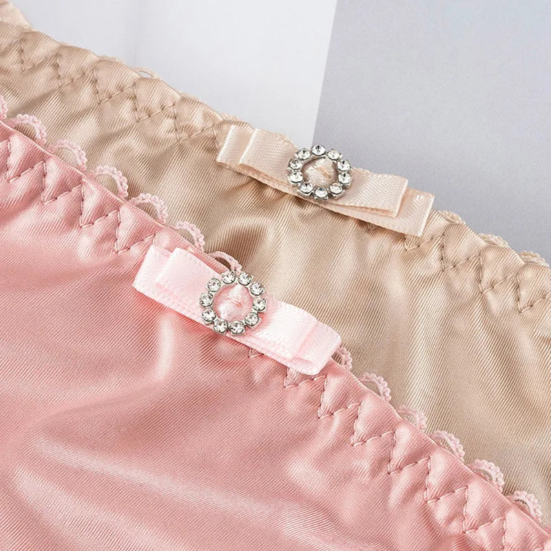 Quần Lót Thể Thao Nữ - Dây Mảnh Satin Quyến Rũ
