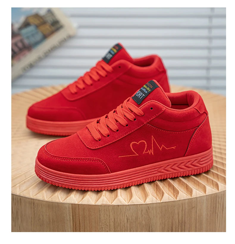 Giày Thêu Tim Đỏ Unisex - Thời Trang Thoáng Khí