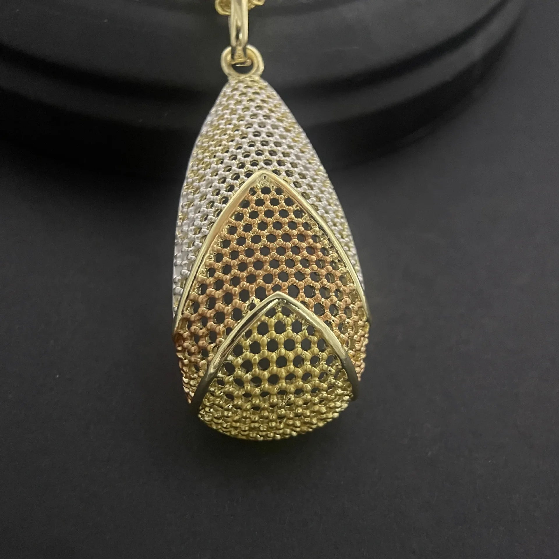 24K Dubai Jewelry Set: Gold Earrings &amp; Necklace