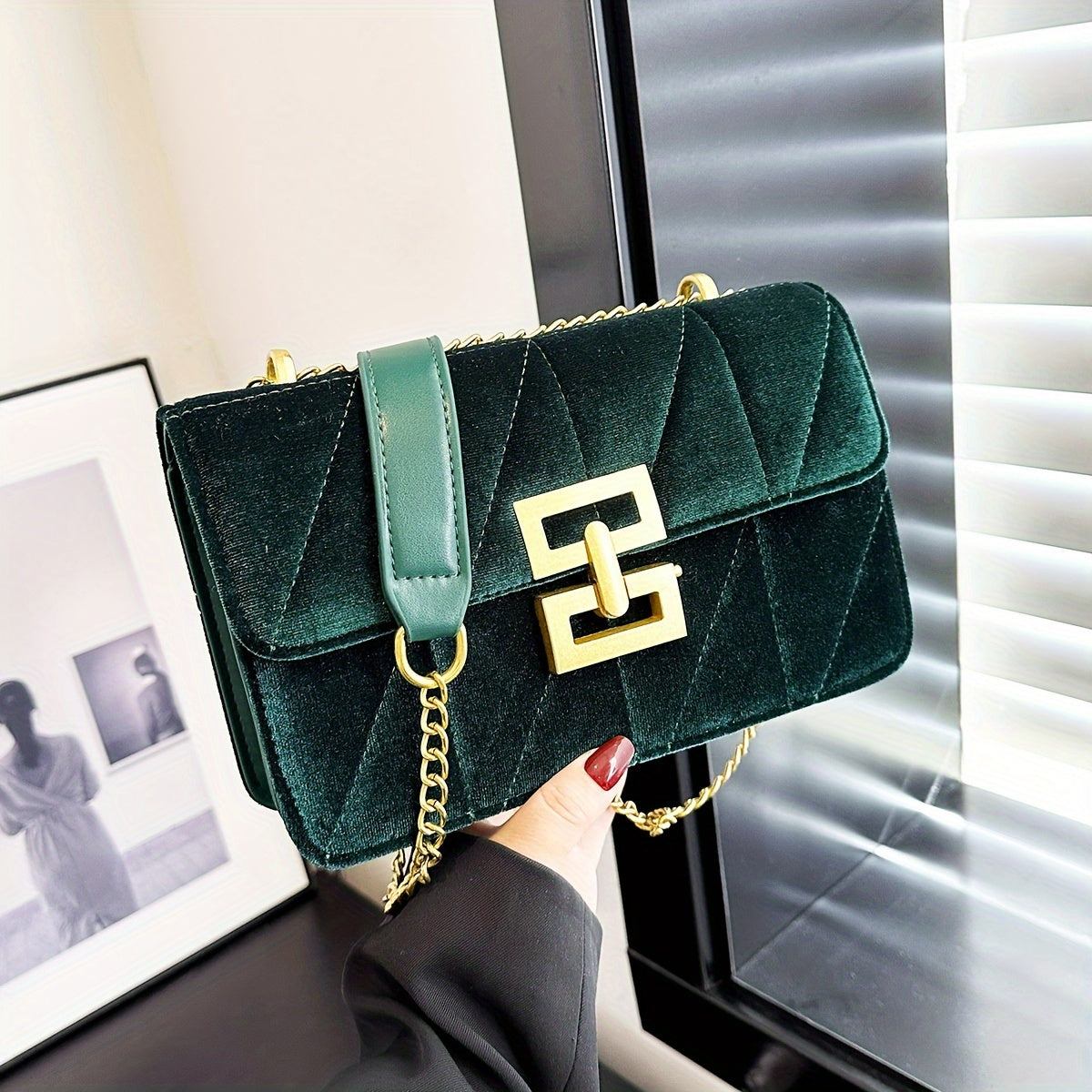 Elegant Crossbody Bag - Velvet Material with Chain