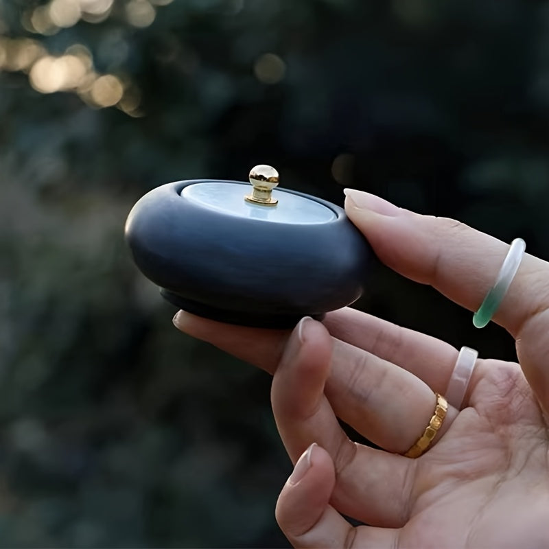 Mini inkstone in hand. Chinese calligraphy ink pool and ink cartridge with lid. Luowen inkstone is convenient to carry. (Note that each natural stone lid has different colors and textures.) - Daisan Mart