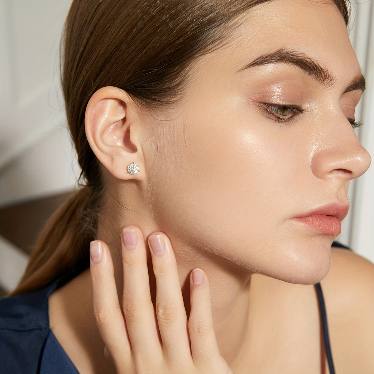 Exquisite 925 Silver 3-Claw Moissanite Shiny Earrings