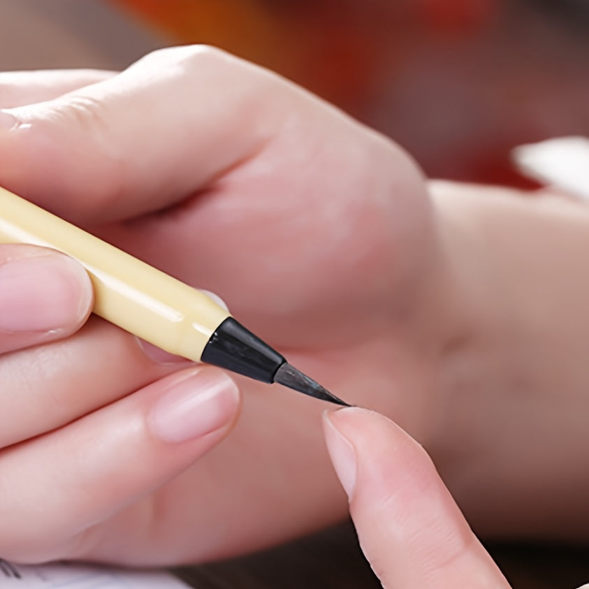 Bút Thư Pháp Cầm Tay - Đầu Mềm, Mực Nước, Cán Đuôi Chuột