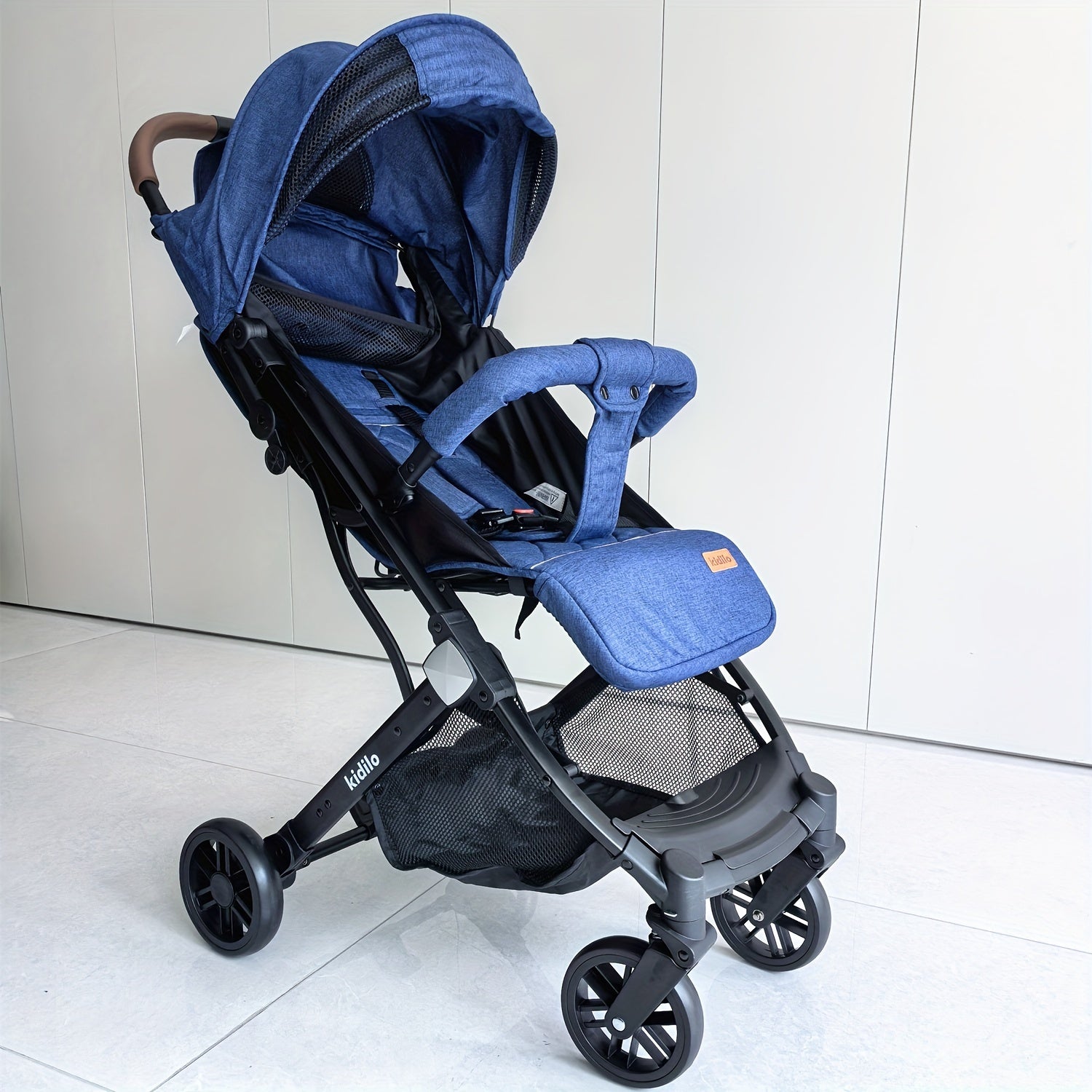 Xe đẩy cao cấp cho bé sơ sinh ghế trứng gọn nhẹ