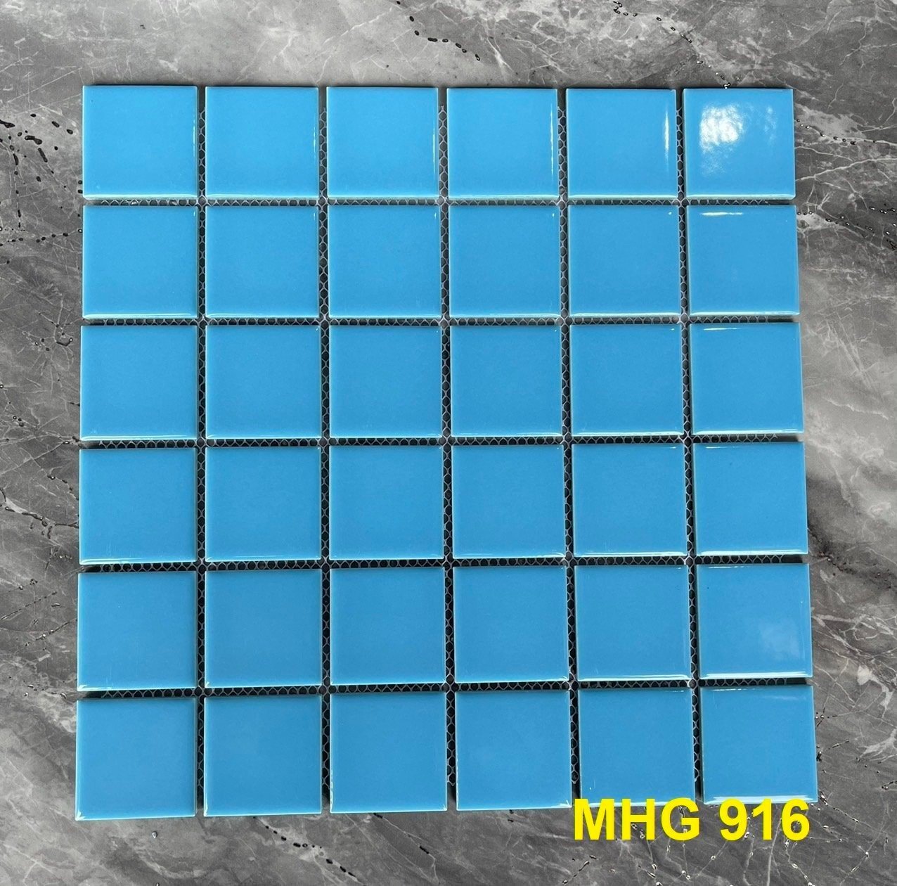 Gạch Mosaic Gốm Sứ Màu Xanh MHG 916 - Daisan Mart