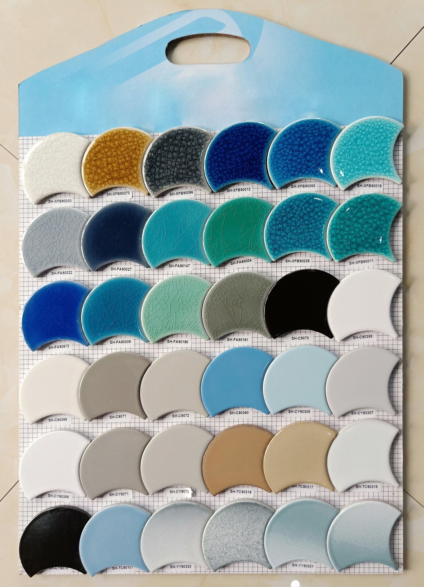 Gạch Mosaic vảy cá xám bóng mã SH-C9071 - Daisan Mart