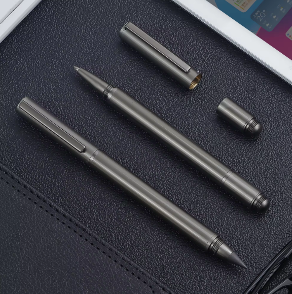Bút bi kim loại logo tùy chỉnh, chất lượng cao, kim loại sang trọng, viết trơn, hai đầu chì và bi - Daisan Mart