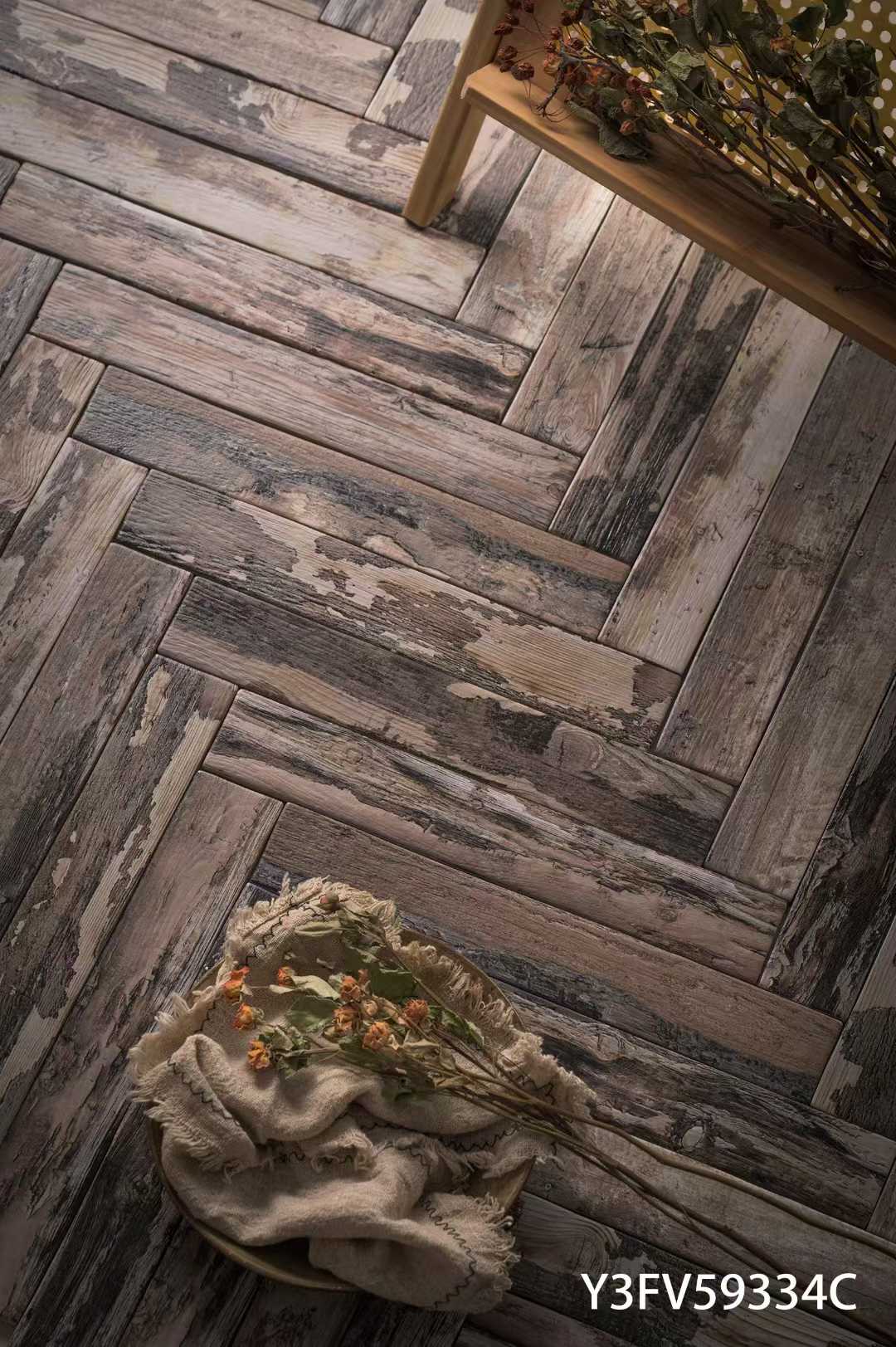 Gạch lát nền gốm họa tiết xương cá vân gỗ màu xám giả cổ cao cấp - Daisan Mart