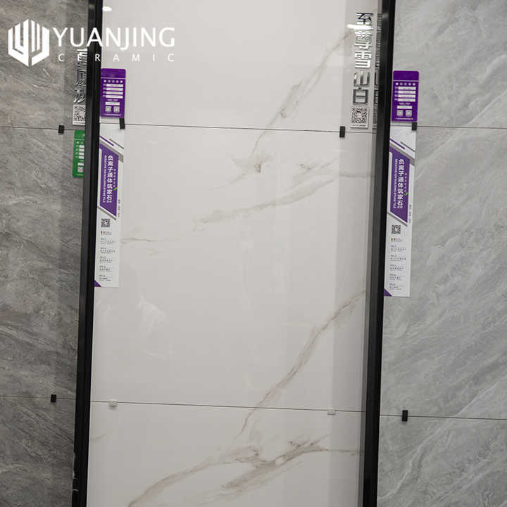 Gạch lát nền giả đá cẩm thạch khổ lớn 800x800mm màu trắng chống trơn phổ biến, xuất xứ từ xưởng gạch Foshan - Daisan Mart