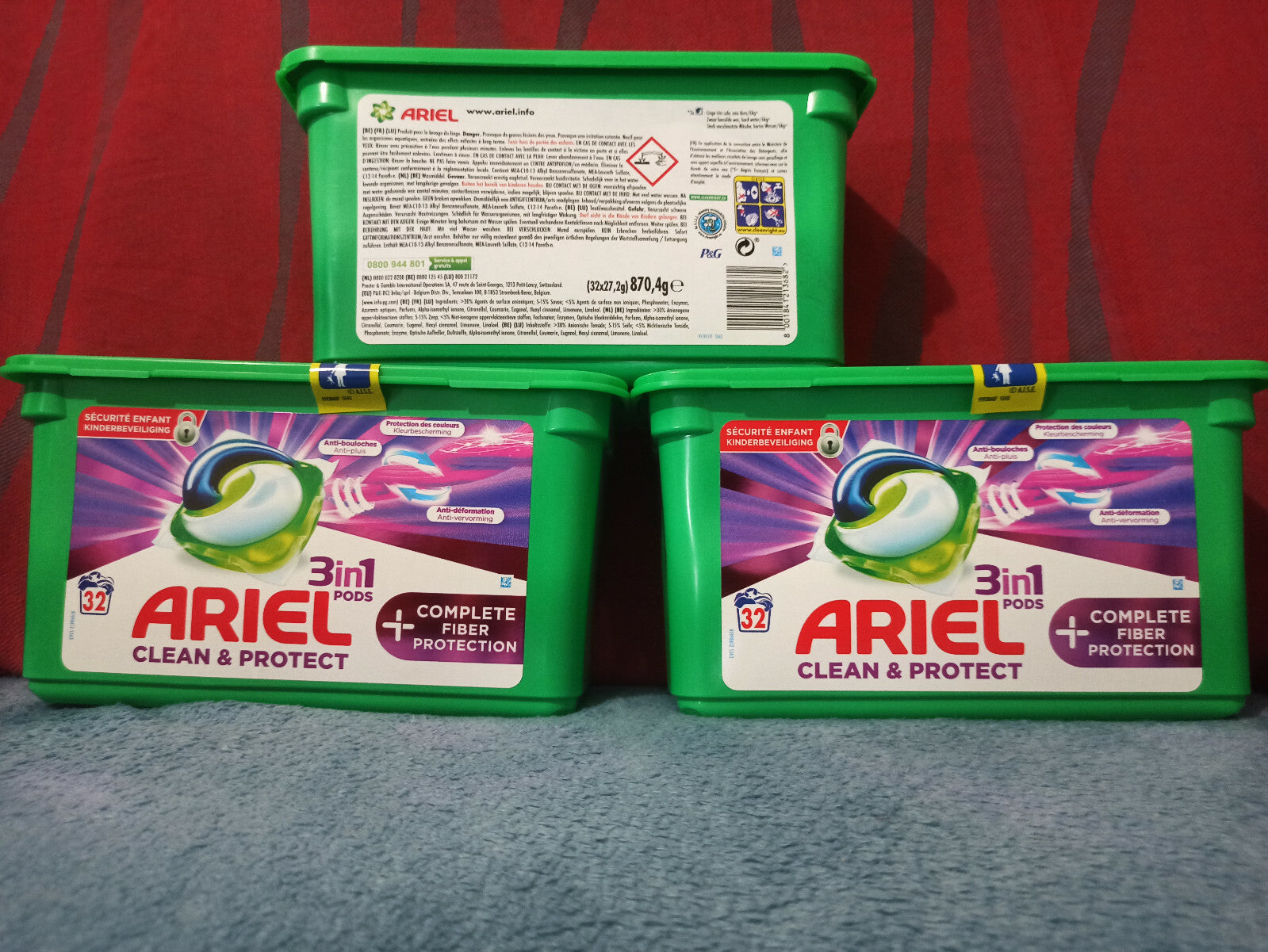 Nước giặt / Bột giặt Ariel dạng viên giặt 3 trong 1 tại Đức