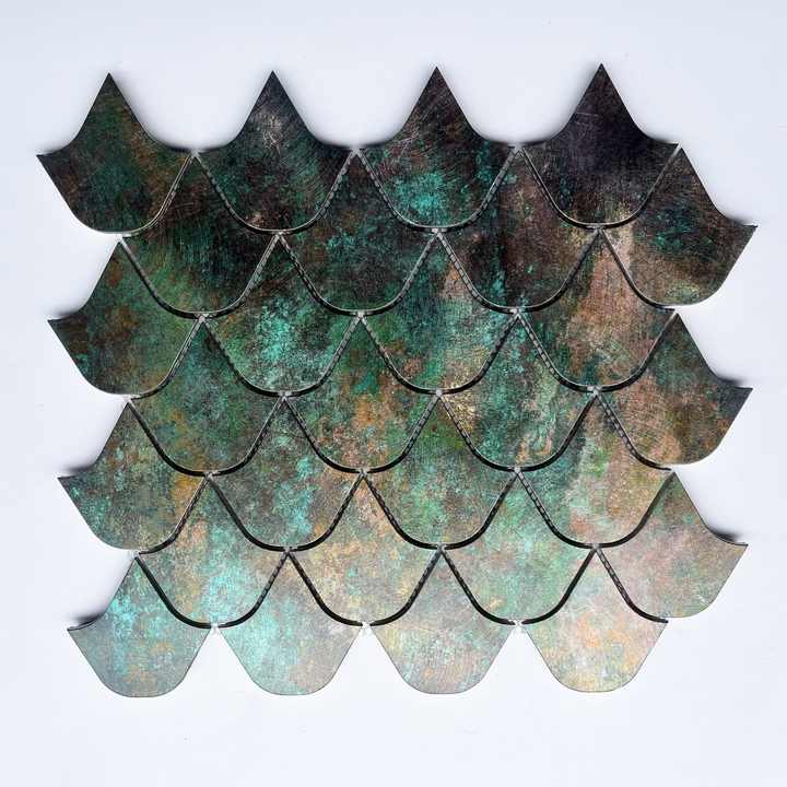 Gạch mosaic kim loại hình vảy cá 300*304*4mm dùng trang trí tường nội thất phòng bếp phòng tắm phòng khách - Daisan Mart