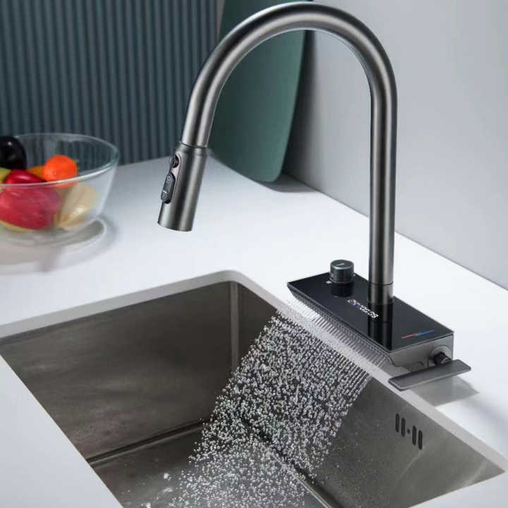 Vòi bếp xoay thông minh bằng đồng cao cấp tạo ra nước mưa bằng điện kỹ thuật số - Daisan Mart