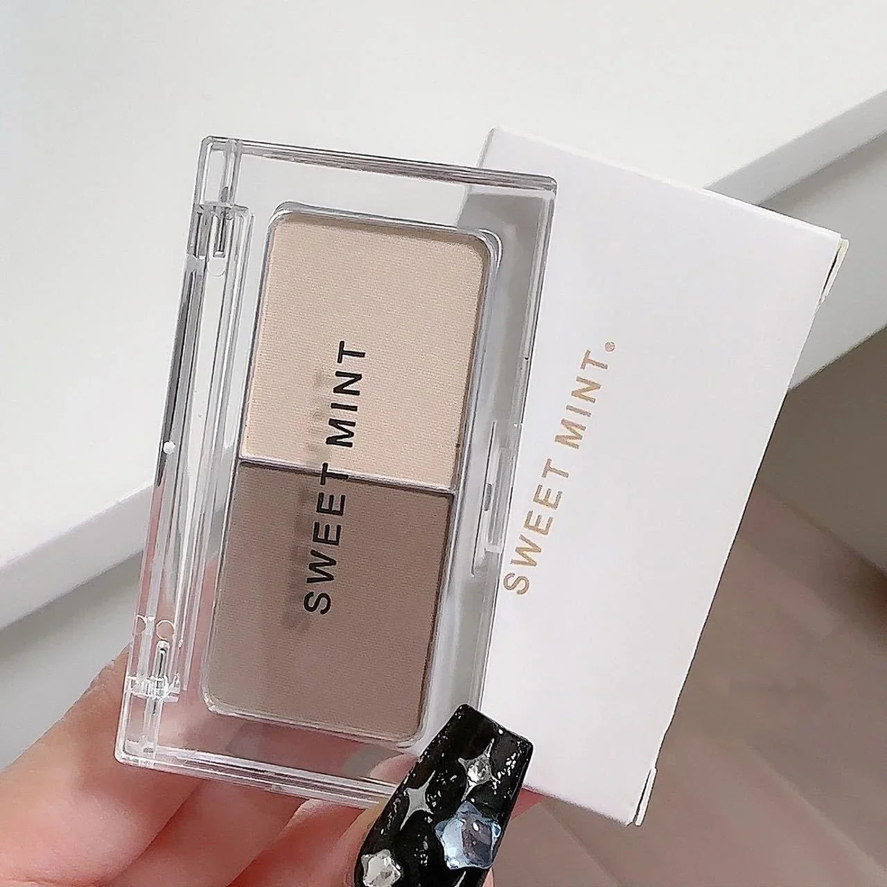 Two Colors Grey Nose Shadow Powder Matte Highlighting Contouring Platter Cheek Side V Face Matte Sculpting 2 in 1 Makeup Palette - Daisan Mart