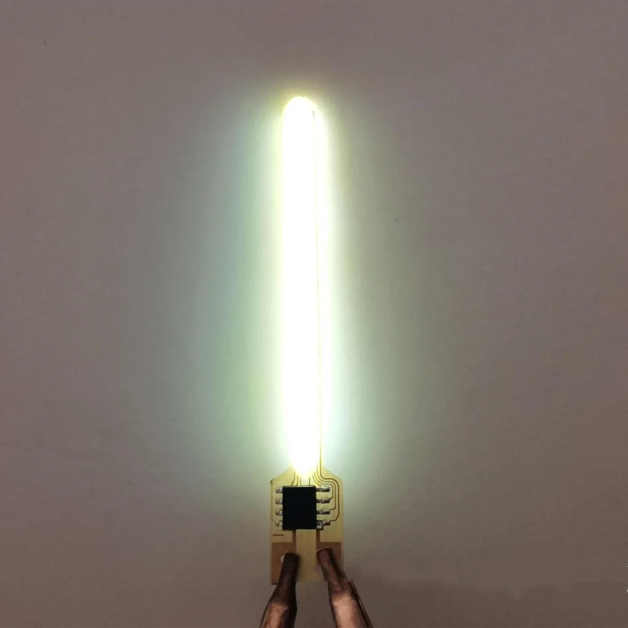 Đèn LED Thác Nước Sắc Màu 3V - Phụ Kiện Chiếu Sáng - Daisan Mart