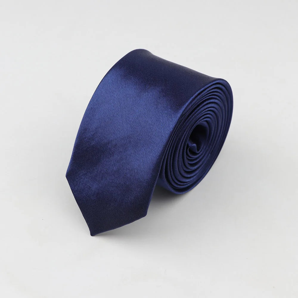 Cà vạt nam thời trang, màu sắc đa dạng, chất liệu polyester - Daisan Mart