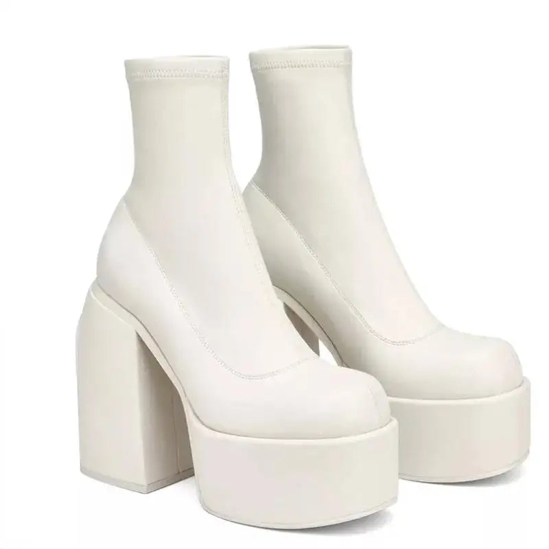 Giày Cao Cổ Đính Đá Quyến Rũ Nữ - Phong Cách & Tiện Dụng - Daisan Mart