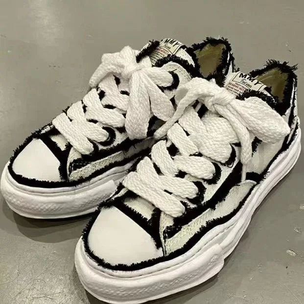 Giày Sneaker Unisex Đế Dày Canvas Thoáng Khí TxMMY - Daisan Mart