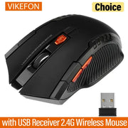 Chuột không dây màu đen với nút cam và đầu thu USB.
